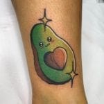 Tattoo aguacate kawaii