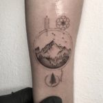 tattoo paisaje micro realista