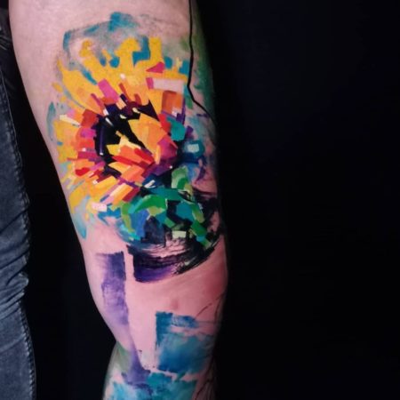 tattoo girasol abstracto