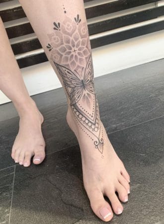 tattoo mariposa mandala