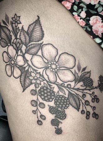 tattoo flores y frutas