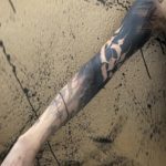 tattoo blackout y caligrafía