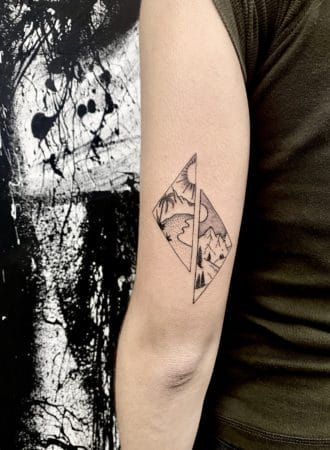 tattoo paisajes fine line