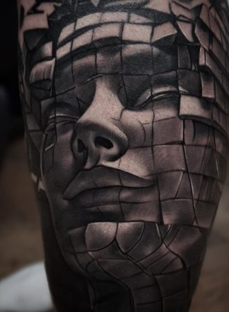 Tattoo cara estatua realismo
