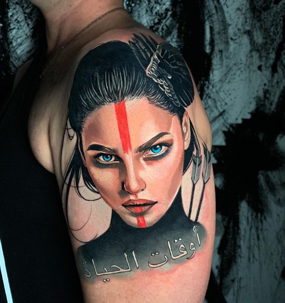 full drips and abstract black brush woman portrait tattoo on the full leg