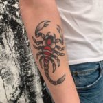 Tattoo escorpión old school
