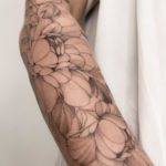 Tattoo flores brazo