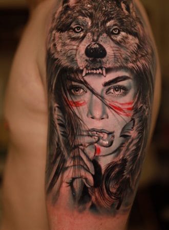 Tattoo mujer lobo