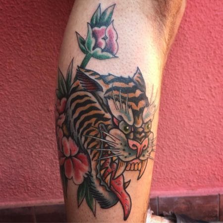 tattoo tigre tradicional